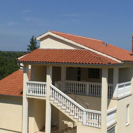 Apartment Cota Vinkuran Luaran gambar